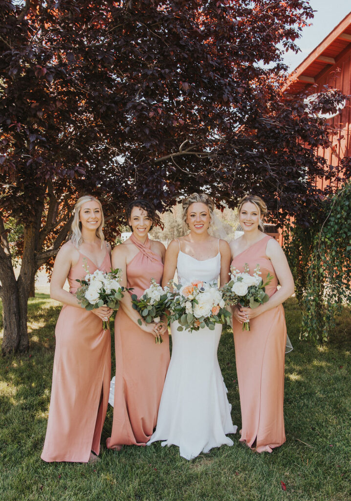 Bride and brideemaids photos captured by Spokane wedding photographer Kat Nielsen Photography