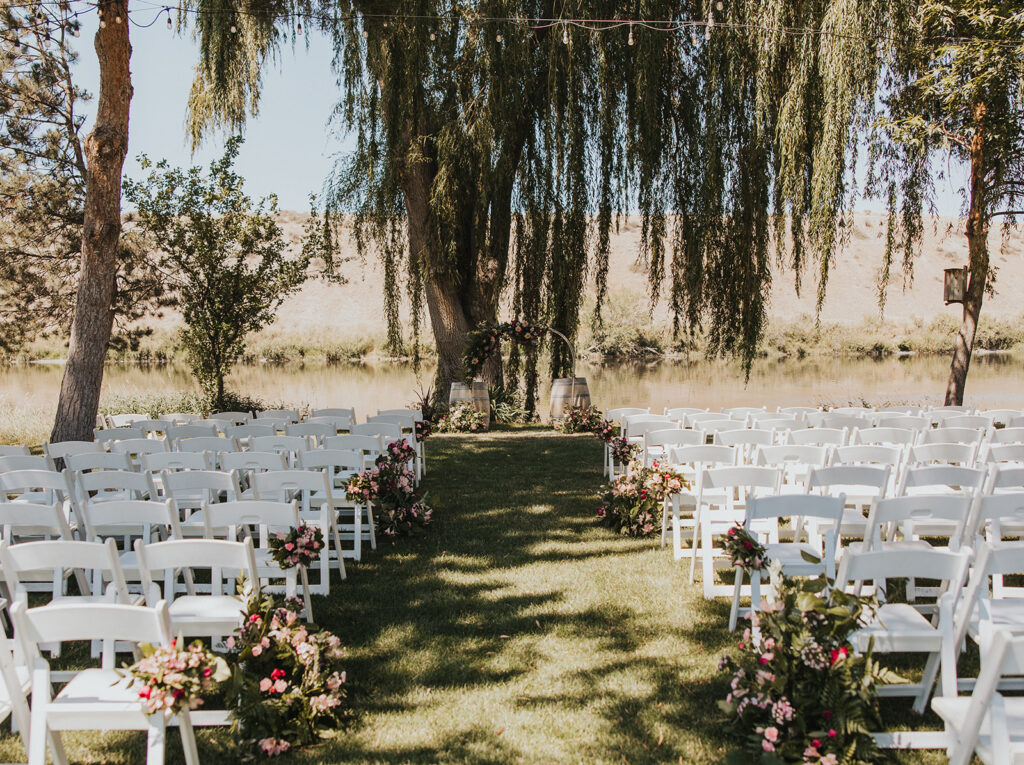 Wedding ceremony at Bend in the River, riverside wedding venue