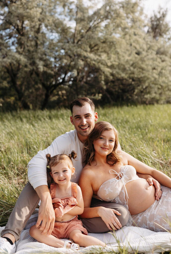 Family Maternity Session Near the Columbia River