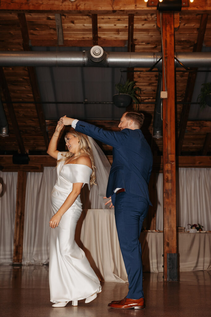 Bride and groom, first dance in Kiana Lodge