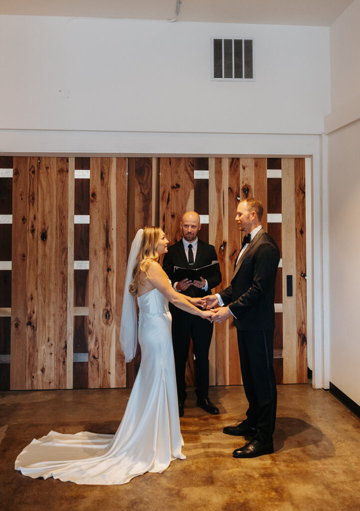 Cle Elum wedding ceremony at Upsidedown Wine