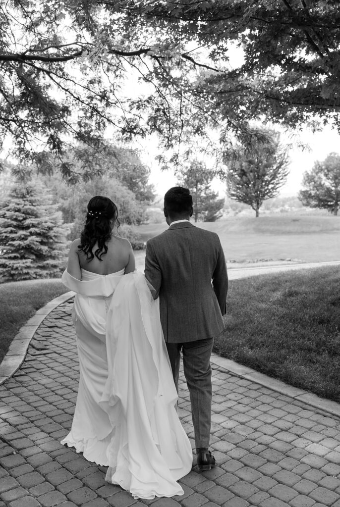 Washington winery wedding bride and groom portraits