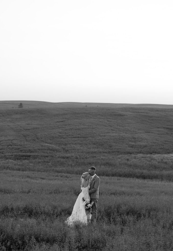 Bride and groom photos in Spokane, Washington