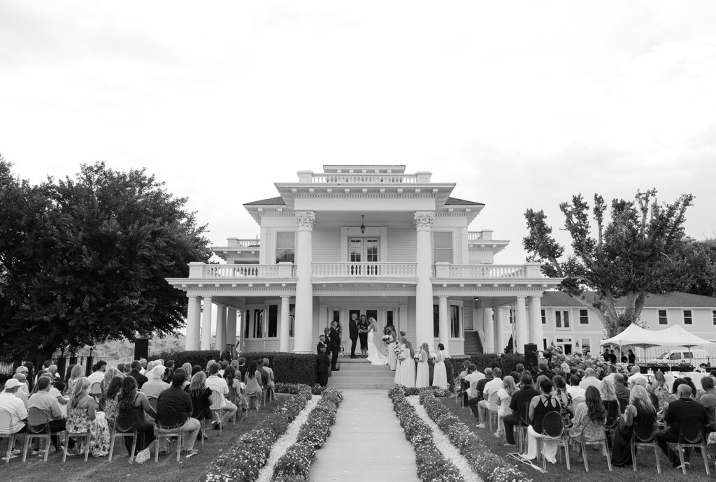 An elegant Moore Mansion wedding ceremony