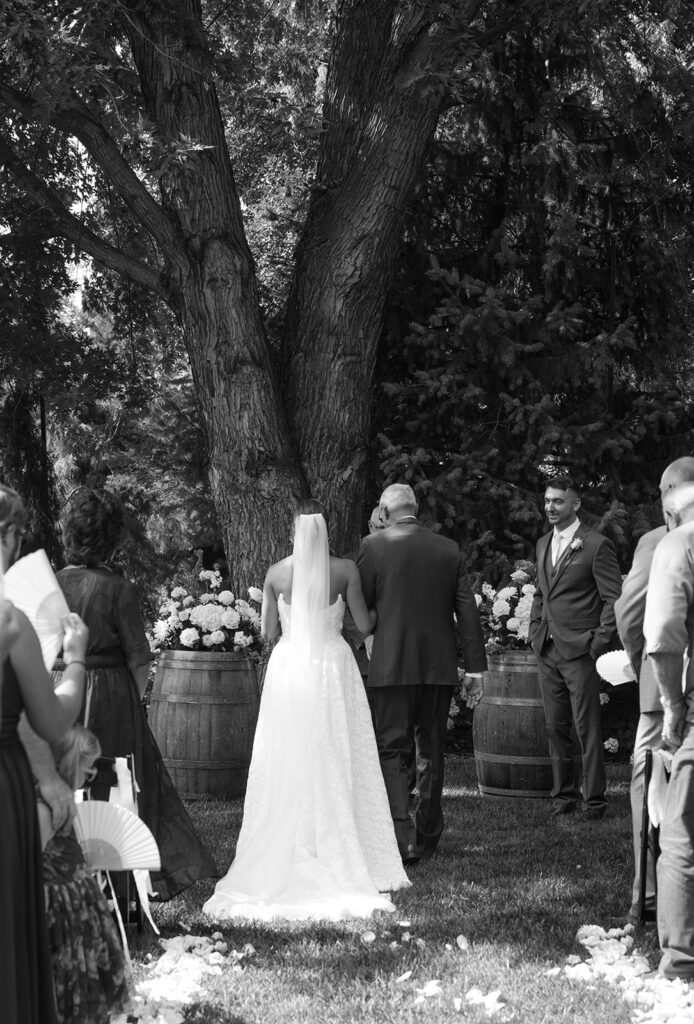 Sugar Pine Barn wedding ceremony at Tucannon Cellars