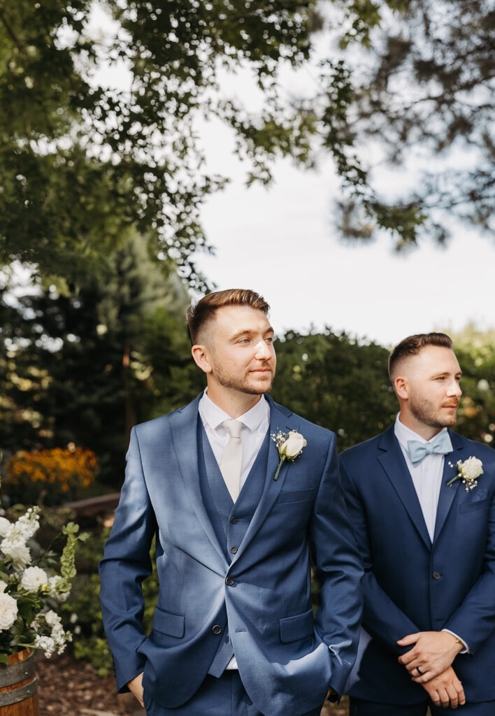 Sugar Pine Barn wedding ceremony at Tucannon Cellars