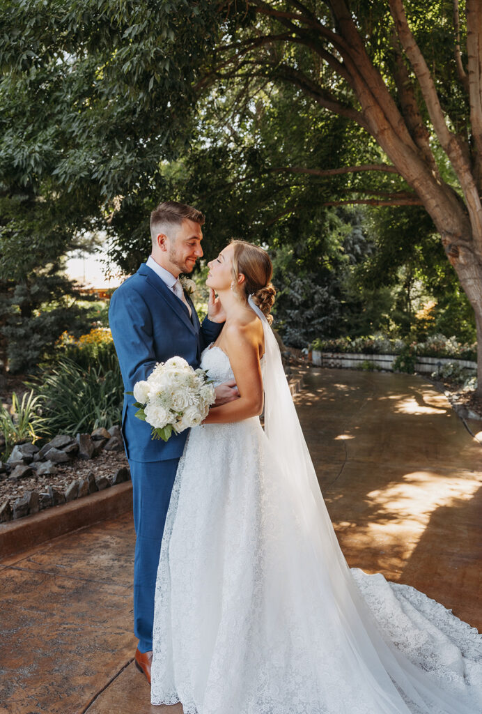 Sunset bride and groom photos taken by Tri-Cities, WA wedding photographer