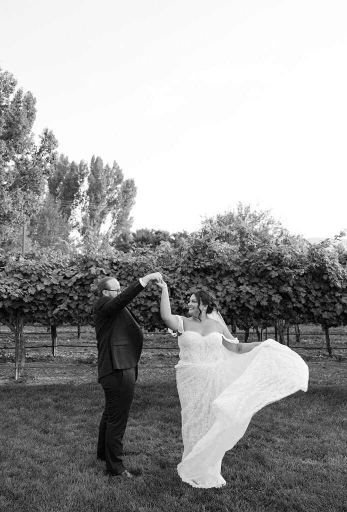 Vineyard bride and groom photos