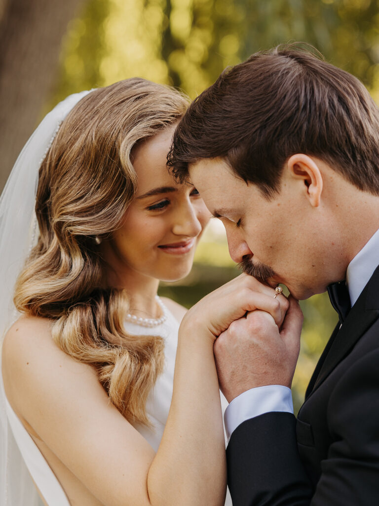 Arizona wedding photos at sunset