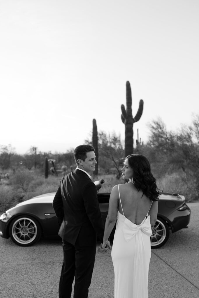 Wedding portraits in the desert of Scottsdale, Arizona